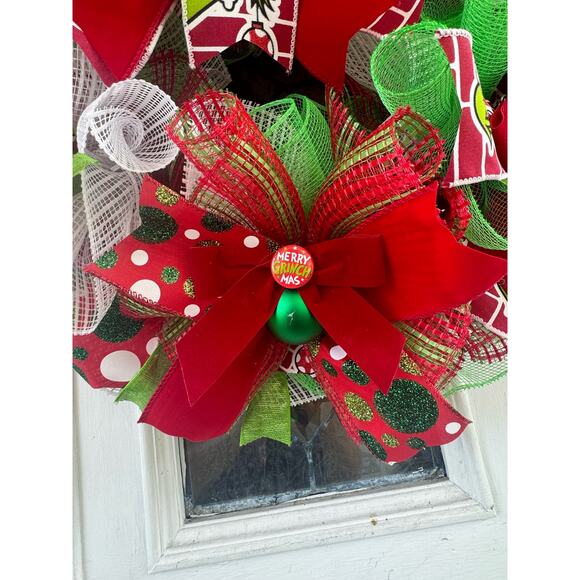Grinch Wreath & Christmas Garland Holiday Home Decor, Front Door Hanger Gift xxx - Picture 6 of 10